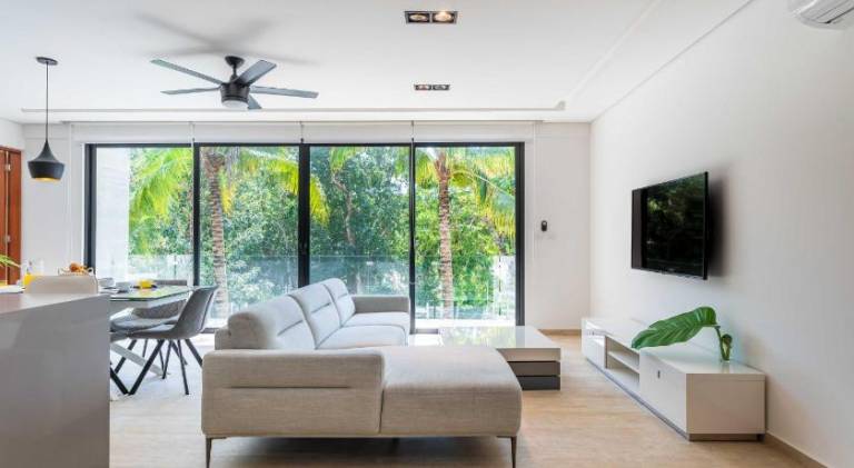 Apartment with patio, garden & pool — photo 5