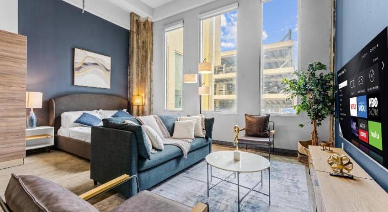 Apartment | Close to Pioneer Park in Dallas, TX