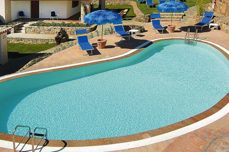 Holiday apartment with pool, garden & patio | Pets allowed — photo 4