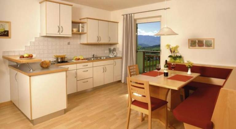 Kreuzstein Bed&Breakfast — photo 4
