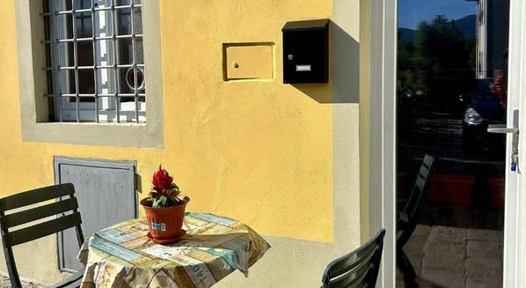 Holiday apartment with 1 room for 3 persons in Lucca