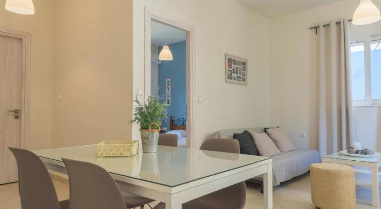 Holiday apartment with yard, patio & barbecue | Good for workation — photo 3