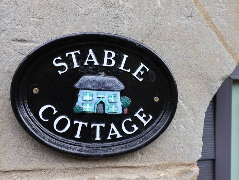 Pleasant cottage with yard | Pet-friendly — photo 3
