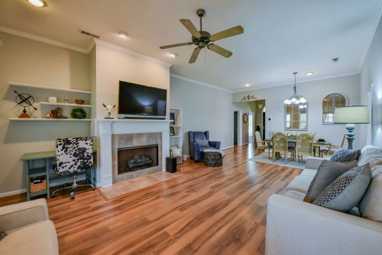 Sideline Sanctuary - Bama Vacation Rentals — photo 2