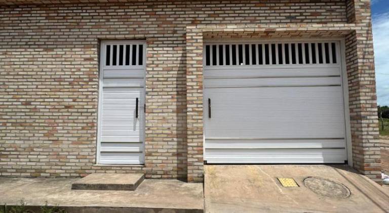 House with patio — photo 4