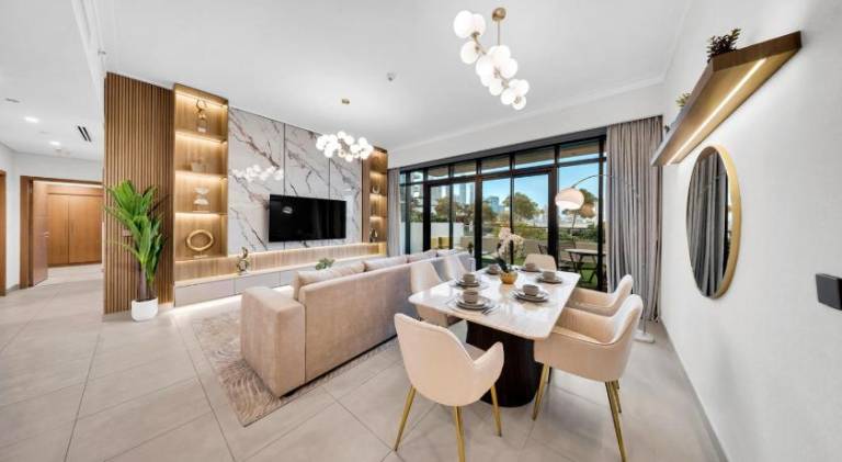 Fully equipped holiday apartment with terrace & heated pool | Pets are welcome in Abu Dhabi