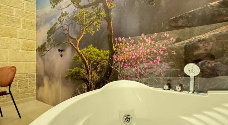 Amale Suite 27 Emotional Relax — photo 5