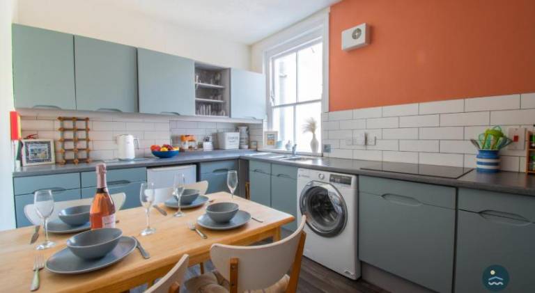 Rental apartment with 4 rooms for 8 persons — photo 4