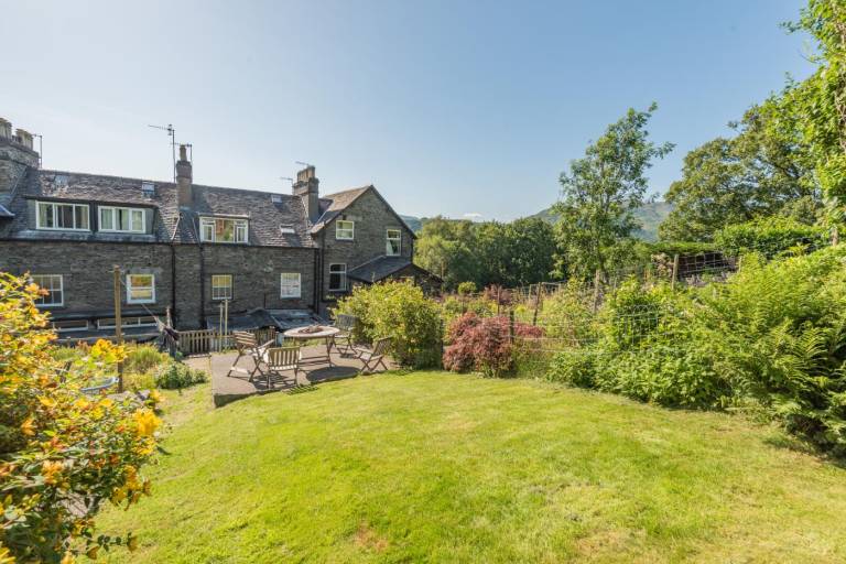 Cottage with terrace & yard in Ambleside