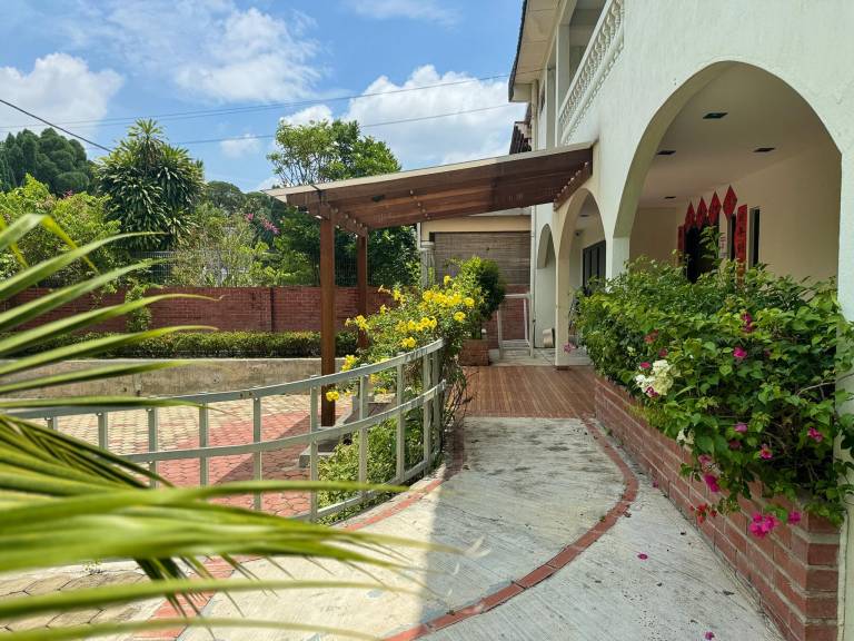 465 m&sup2; Bungalow