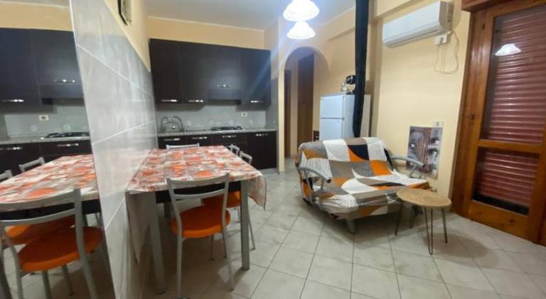 Apartment with 2 rooms for 6 persons — photo 3