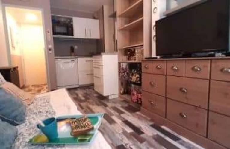 Children-friendly holiday apartment with grill, pool & patio | Next to the beach | Pet-friendly — photo 2