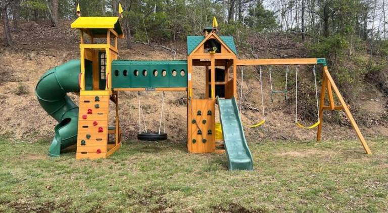 House with jacuzzi | Pet-friendly in Sevierville, TN