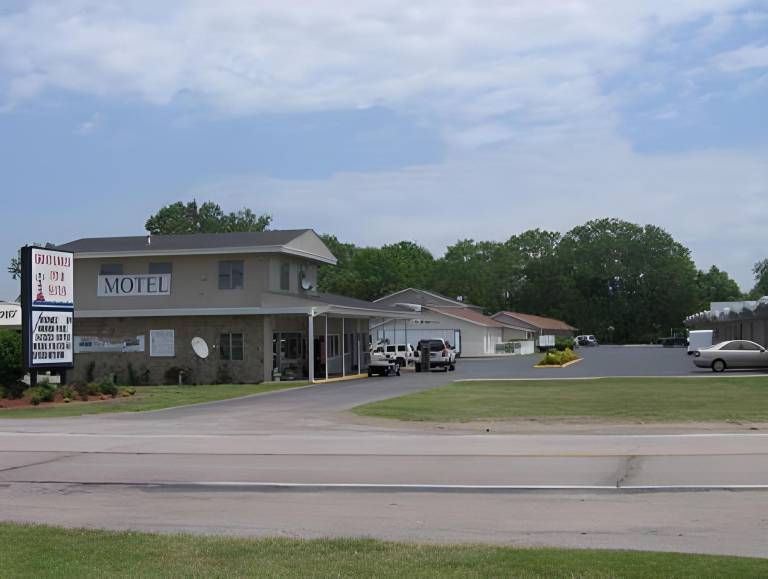 Great Lakes Inn and Suites South Haven in South Haven, MI