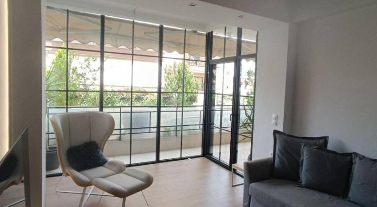 Rental apartment with patio in Thessaloniki
