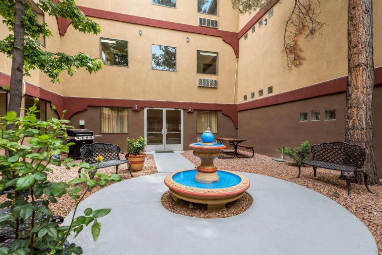 SureStay Plus by Best Western Silver City — photo 4