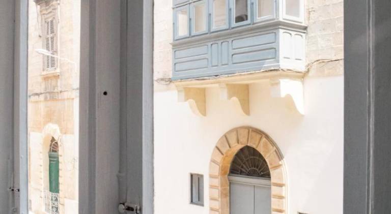 Valletta Waterfront 2BR Flat by Arco Collection — photo 5