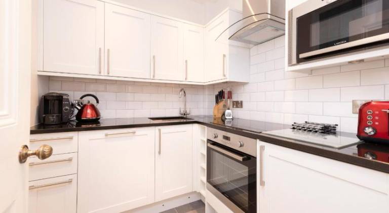 Apartment | Next to Edinburgh Castle — photo 2