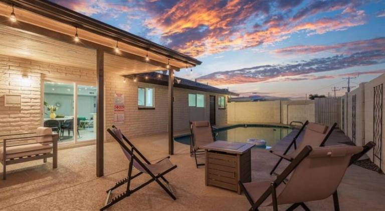 177 m&sup2; Ferienhaus