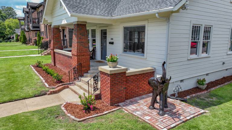 House with garden & barbecue | City view — photo 3