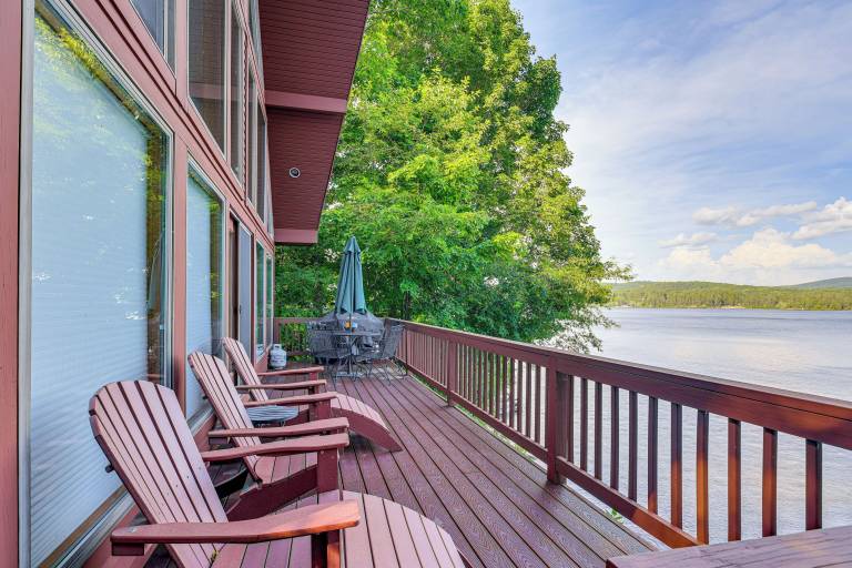 House Adirondack