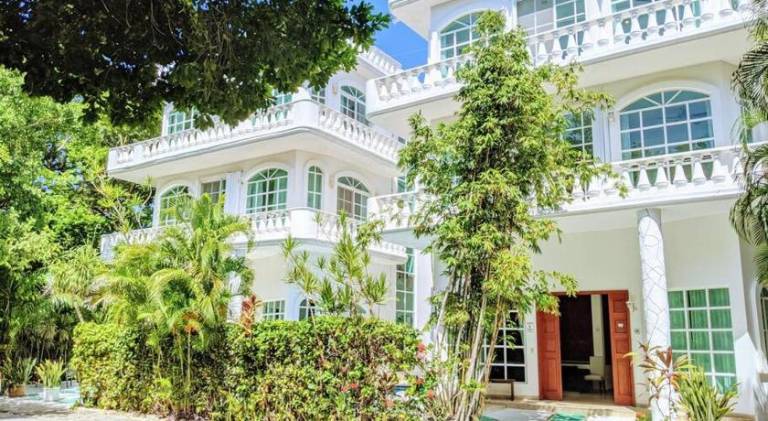 Vacation home with pool in Playa del Carmen