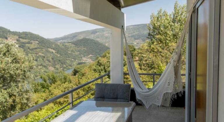 Fully equipped vacation home with barbeque, garden & private pool | Perfect for remote work | Pets are welcome — photo 3