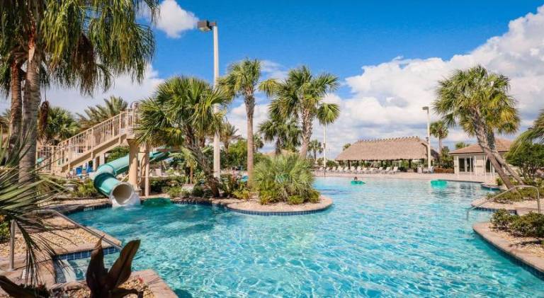 Vacation home with jacuzzi & pool | Pets allowed — photo 4