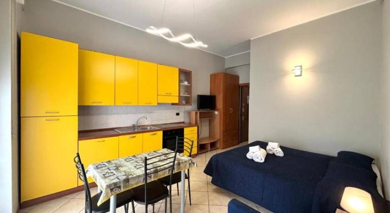 Lovely serviced apartment with patio & garden | Pet-friendly — photo 2
