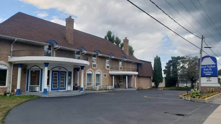 Best Value Inn & Suites — photo 5