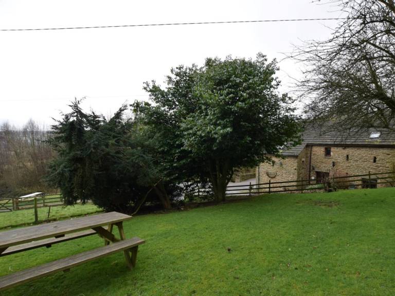 Fully equipped charming cottage with yard | Dogs allowed — photo 2