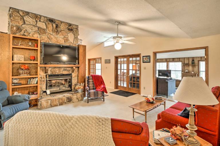 40-Acre Poplar Bluff Nature Lovers Paradise! in Poplar Bluff, MO