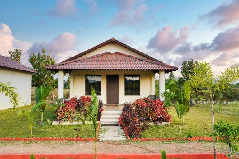 Resort Wagholi