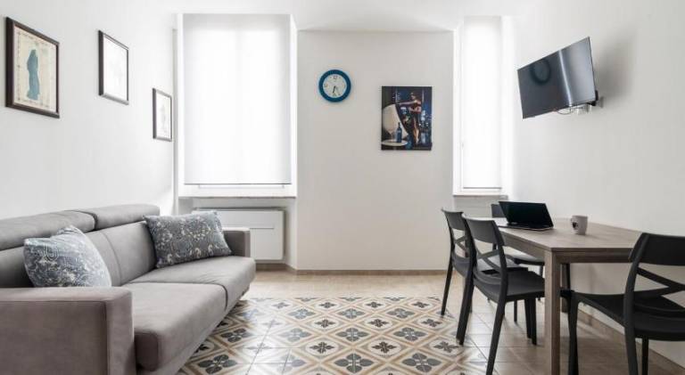 Famiglia 60MQ Giallo Milano Mxp Laghi — photo 4