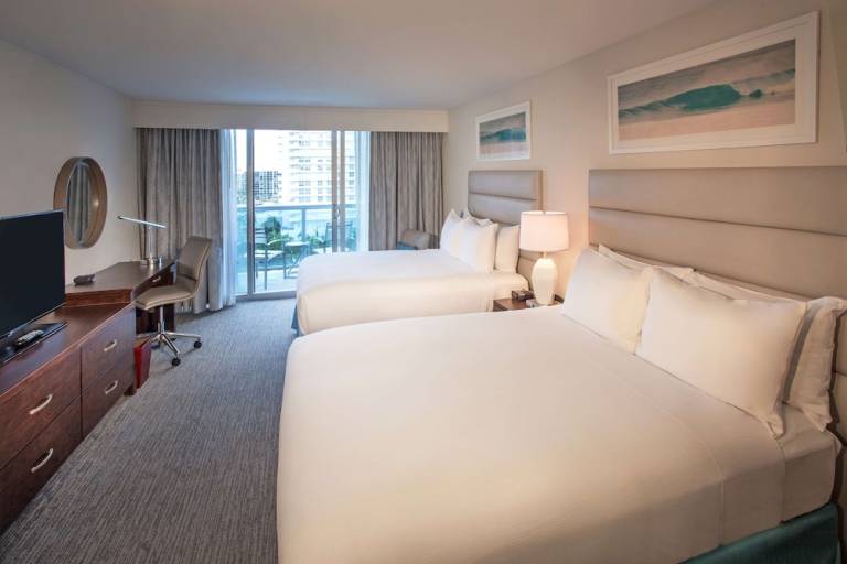 Resort Hallandale Beach