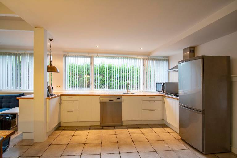 Ample villa with patio & yard | Pet-friendly — photo 5