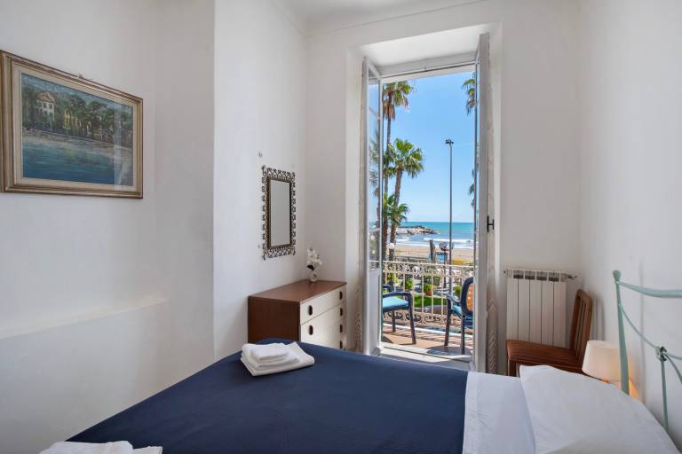 Apartment 'Edda' with Sea View and Balcony — photo 3
