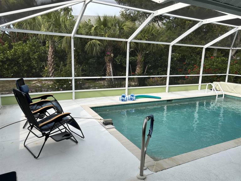 Vacation home with private pool & BBQ in Sanibel, FL