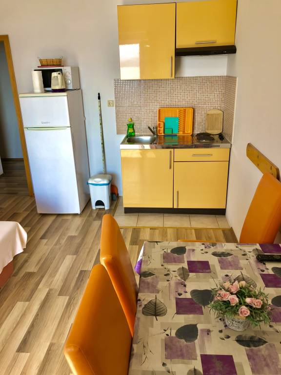 Rental apartment with BBQ & terrace | Sea view — photo 2