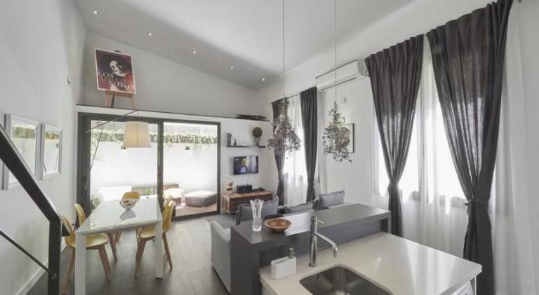 Holiday apartment with terrace | Near Magic Fountain of Montjuïc — photo 2