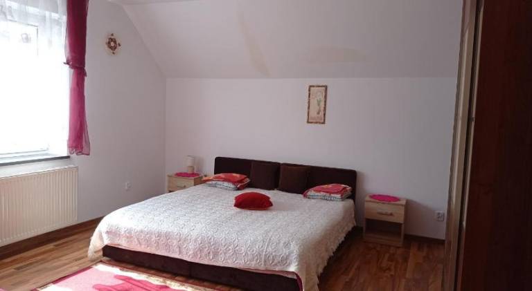 Bed & Breakfast Swornegacie