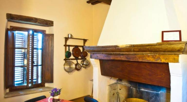 Charming vacation home with barbeque, garden & patio | Pets are welcome — photo 2