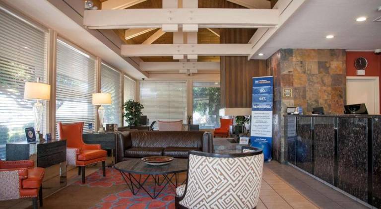Best Western Village Inn in Fresno, CA