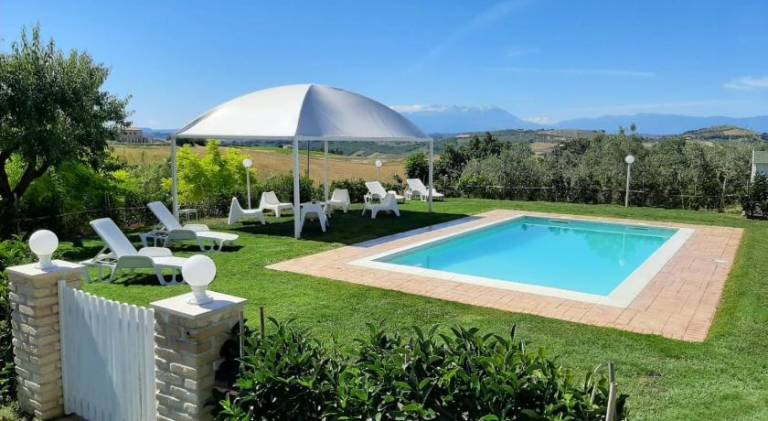 I Tre Laghi Countryhouse 14 posti letti Cottage 10 posti letti — photo 3