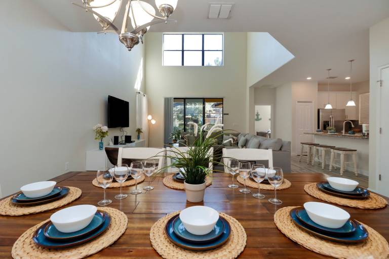 Family-friendly vacation home with hot tub & private pool | Pet-friendly — photo 3
