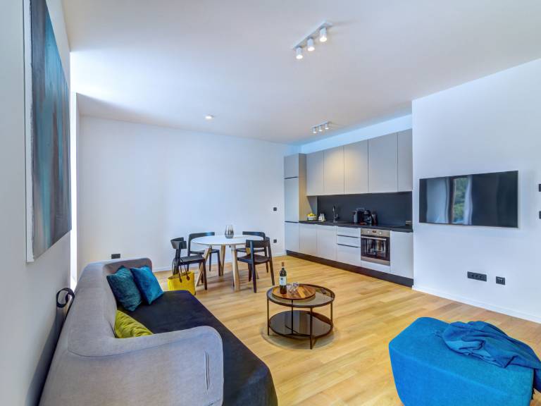 Rental apartment with barbeque, pool & patio | Sea view — photo 5