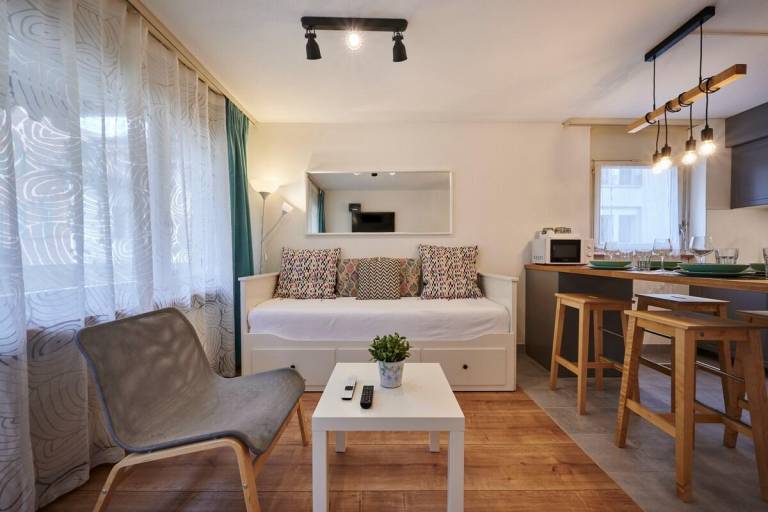 Apartment with 1 room for 4 persons — photo 4