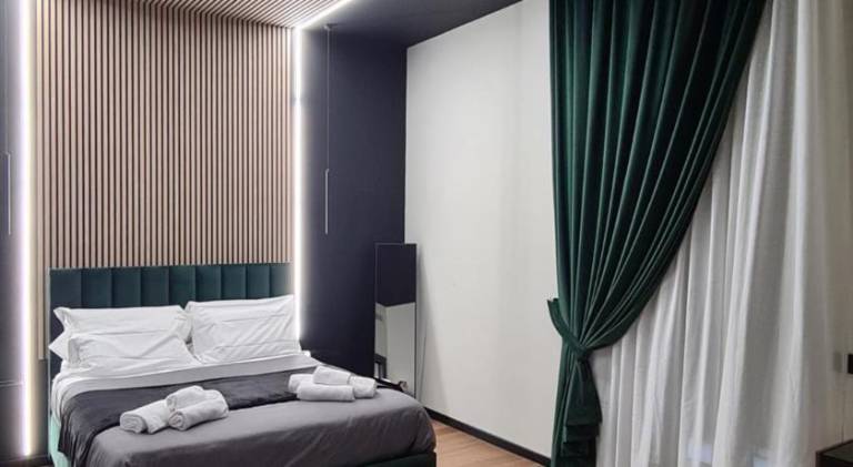 Apartment with terrace | Next to Piazza del Plebiscito | Perfect for remote work in Naples