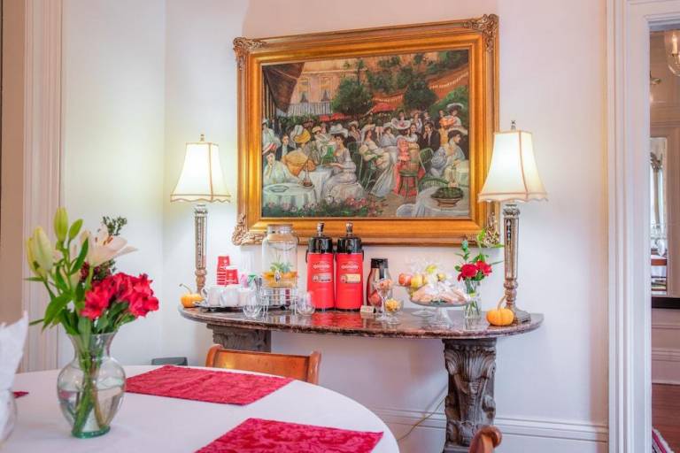 Justine Inn Savannah — photo 3
