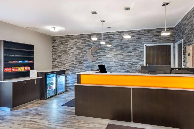 Comfort Inn & Suites Emporia — photo 3